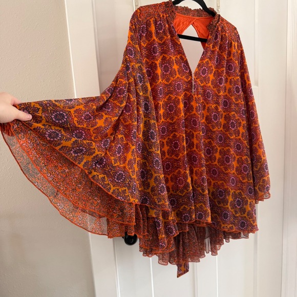 Free People Tops - Free People Gabi Printed Tunic Top Orange Purple Open Back XS Boho Belle sleeve
